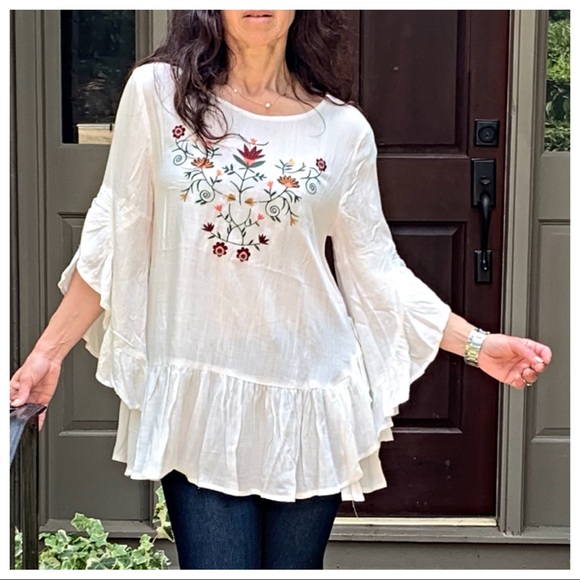 Boho embroidered bell sleeves tunic top - Picture 6 of 8